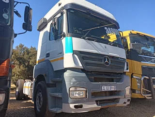 2010  Mercedes 1840 single diff truck 4x2