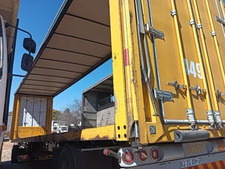 2018 Afrit 6m &#43;12m superlink curtain side trailer (Needs 2x set brakes and hubs)