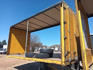 2018 Afrit 6m &#43;12m superlink curtain side trailer (Needs 2x set brakes and hubs)