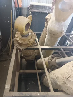 3x Reconditioned Komatsu WA500 FEL main cylinders