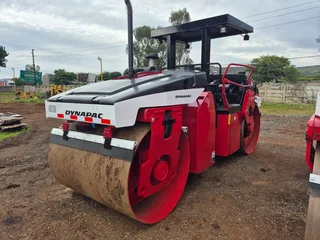 Dynapac CC422VHF vibrating smooth drum Roller.10 ton