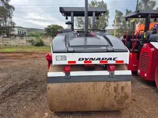 Dynapac CC422VHF vibrating smooth drum Roller.10 ton