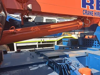 2005 Tadano 300E 30 ton mobil crane