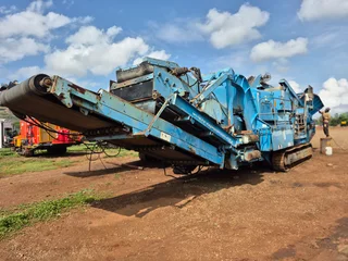 Terex 1000SR cone crawler jaw crusher