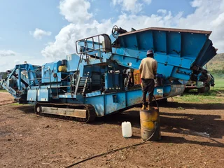 Terex 1000SR cone crawler jaw crusher
