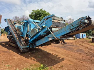 Terex 1000SR cone crawler jaw crusher