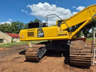 2017 Komatsu PC450-8 Excavator 45 ton.