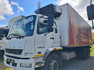 2014 Fuso FN25-270 double diff fridge truck 6x4