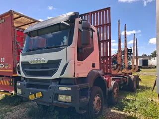 2022 Iveco 420 Twinsteer with 12 ton crane and Logging body truck 8x4