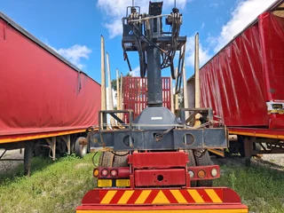 2022 Iveco 420 Twinsteer with 12 ton crane and Logging body truck 8x4