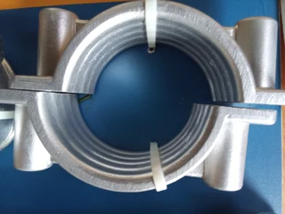 Aluminium two bolt cable cleat