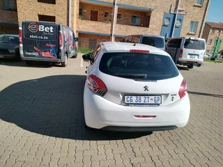 2013 Peugeot  208