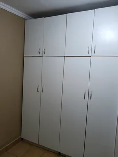 One bedroom granny flat to let in Malvern