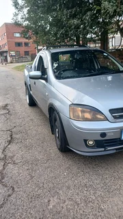 Corsa Gamma 1.4i 2004 well kept vehicle