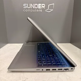 Dell Latitude 5550 [Ultra 5 135U, 16GB, 512GB] Brand New, Retail: R28k, Warranty