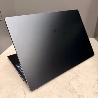 MSI Modern 14 [i3-10th Gen, 8GB,512GB SSD] Excellent Condition, Warranty
