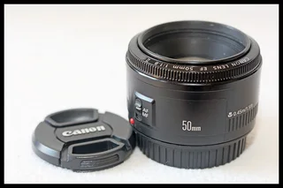 Canon EF 50mm f/1.8 II