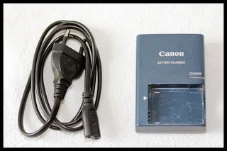 Canon CB-2LXE Battery Charger