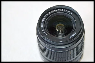 Canon EF-S 18-55mm f/3.5-5.6 IS II