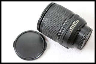 Nikon AF-S DX 18-135mm f/3.5-5.6 G ED IF SWM