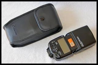 Canon Speedlite 430EX III-RT