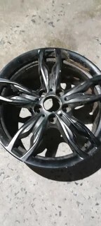 135i Rear rim x1