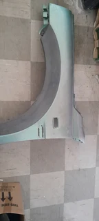 Land-rover freelander fenders and rear door panel