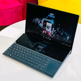 *Asus Zenbook Duo UX481FL*- Intel Core i7-10710U- ⁠16GB LPDDR3 RAM- ⁠512GB NVMe SSD- ⁠14” FHD IPS Di