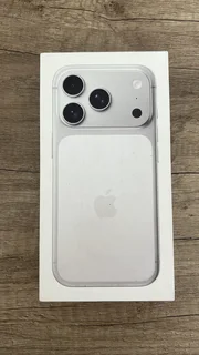 iPhone 17 pro 256gb silver