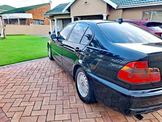 Bmw E46 2003 face-lift spec