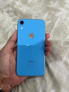 iPhone XR 64 gig blue great working condition