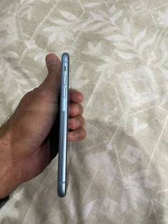iPhone XR 64 gig blue great working condition