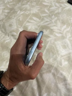 iPhone XR 64 gig blue great working condition