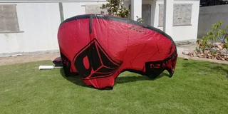 Airush DNA Kites 6M and 8M