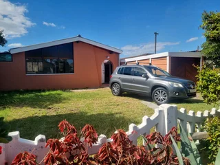 Spacious Family Home- Lotus River