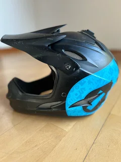 Six Six One MTB Helmet Medium R700