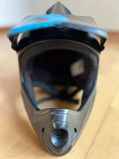 Six Six One MTB Helmet Medium R700