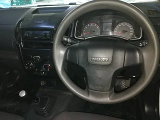 2021 Isuzu Dmax Gen 6 KB250