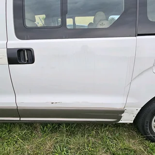 Hyundai h-1 2.4i Petrol Manual 272000km