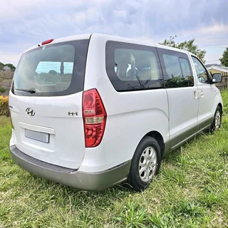 Hyundai h-1 2.4i Petrol Manual 272000km