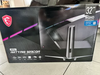 Msi Artymis323cqr 32 1440p Va 165hz 1ms Fhd 1000r