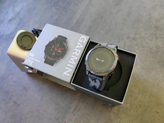 Garmin Epix™ (Gen 2) - Sapphire Edition | 47 mm Black Titanium with Black Band