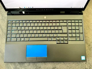 Alienware Area 51M | 32GB | i9-9900K | 5Ghz | RTX 2070 8GB GDDR6 | 17.3 FHD