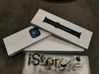 Sealed Apple Watch Series 9 GPS 45mm Midnight Aluminium Case with Midnight Sport Band