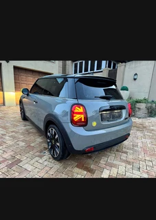 2022 Mini Cooper SE Hatch 3-Door Full Spec Electric