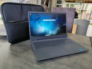 Dell Vostro 3500 15.6-inch Core i5-1135G7 8GB RAM 256GB SSD Win 11 Pro Laptop