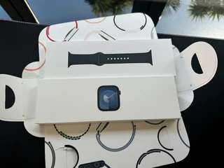 Apple Watch Series 9 GPS + Cellular 45mm Midnight Aluminium Case with Midnight Sport Band - M/L