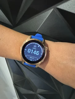 Garmin Fenix 7S – Solar Edition Rose Gold with Light Sand Band