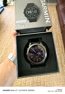 Garmin Fenix 7 – Sapphire Solar EditionCarbon Grey DLC Titanium with Black Band