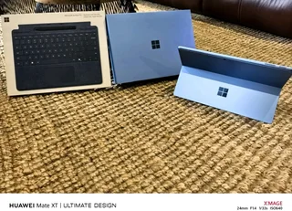 Microsoft Surface Pro 11 Snapdragon X Plus 512gb/16gb Platinum Combo